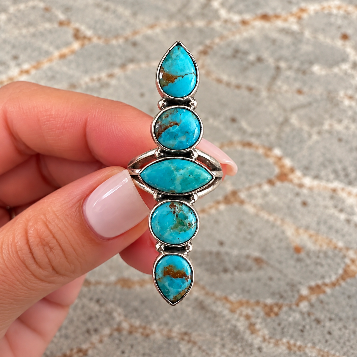 Kingman Turquoise Sterling Silver Five-Stone Crawler Statement Ring – Size 6.75